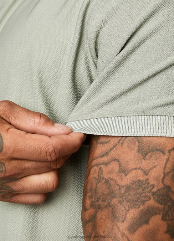 Gym King mężczyźni charakterystyczna haftowana koszulka polo TBB0Z155 odzież miękkie khaki